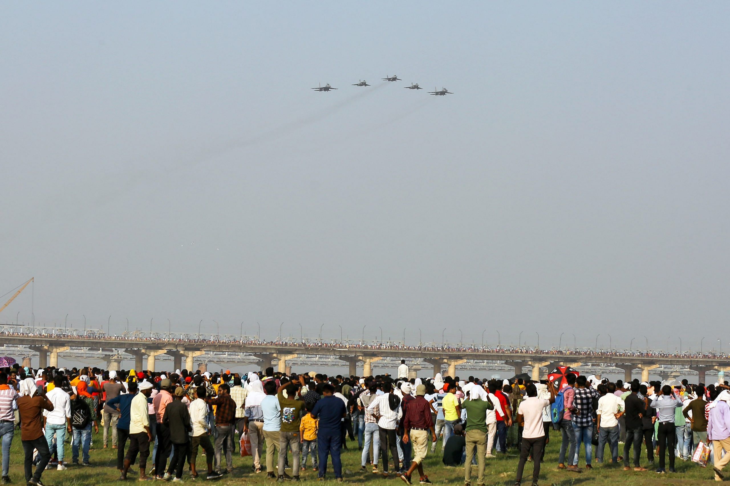 The IAF’s air show draws thousands of people to Sangam Ghat for a breathtaking display of aerial acrobatics | Suraj Singh Bisht | ThePrint