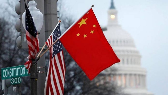 Flags of the US and China in Washington | Photo: Reuters
