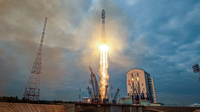 A Soyuz-2.1b rocket booster with a Fregat upper stage and the lunar landing spacecraft Luna-25 blasts off from a launchpad at the Vostochny Cosmodrome in the far eastern Amur region, Russia, August 11, 2023. Roscosmos/Vostochny Space Centre/Handout via REUTERS/ File Photo