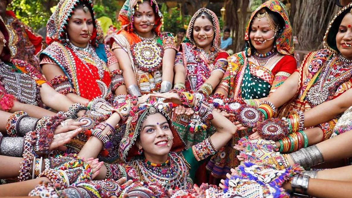 My Muslim Identity Was Never A Problem At Garba. The Ban Won't 