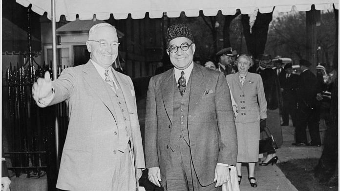 Former Pakistan PM Liaquat Ali Khan (R) with ex-US President Harry Truman | Credit: Abbie Rowe | Source: Wikimedia Commons
