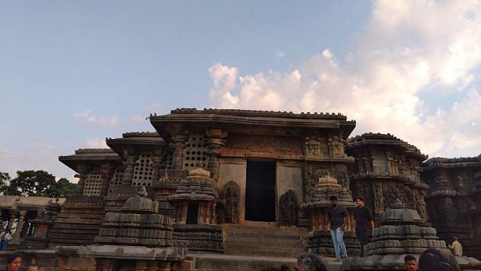 Hoysaleshwara Temple, part of the UNESCO-listed 'Sacred Ensembles of the Hoysalas' | Photo: Ashin Kallyadan | Wikimedia Commons