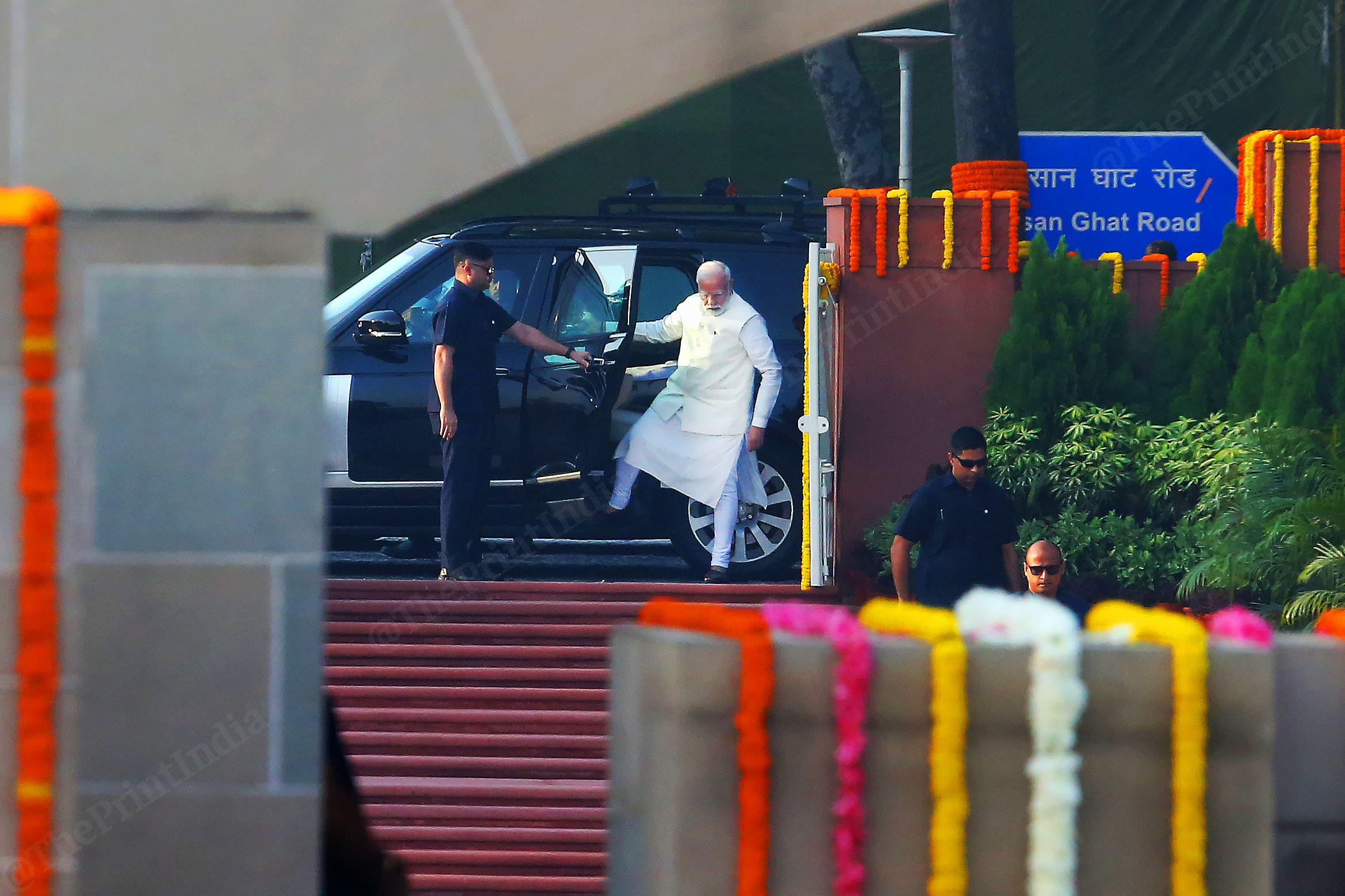 PM Narendra Modi reaches Rajghat | Praveen Jain | ThePrint