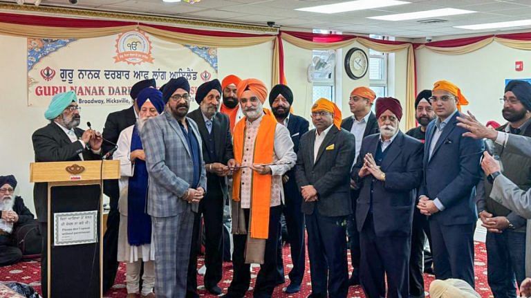 India’s ambassador to US heckled by Sikh separatists while offering prayer at New York gurdwara