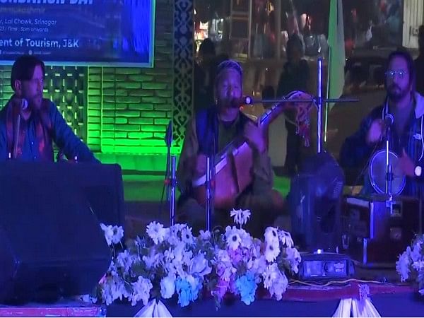 Musical event held at Ghanta Ghar to celebrate J-K Union Territory Foundation Day