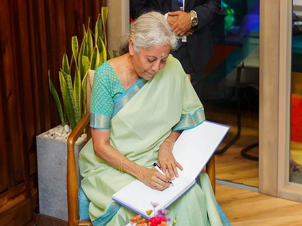 Finance Minister Nirmala Sitharaman Inaugurates SBI Branch in Trincomalee, Sri Lanka