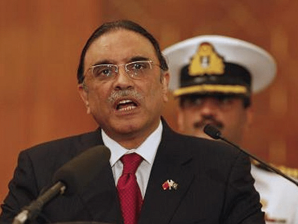 Pakistan: Accountability Court summons Asif Ali Zardari in connection with corruption charges