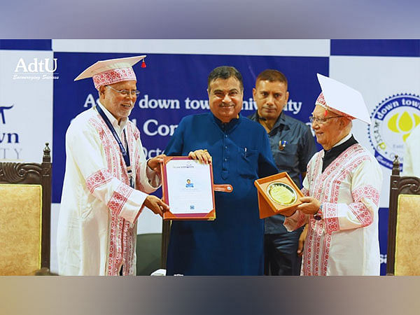 Union Minister Nitin Gadkari Unveils State-of-the-Art Library cum Activity centre at Assam down town University, Guwahati