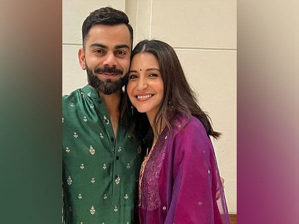 Anushka Sharma glows in pink as she poses with hubby Virat Kohli at Team India's Diwali bash