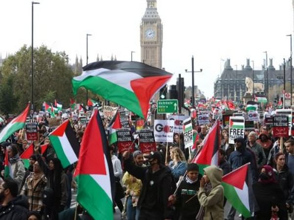 Around 300,000 join pro-Palestinian rally in London, scores of counter