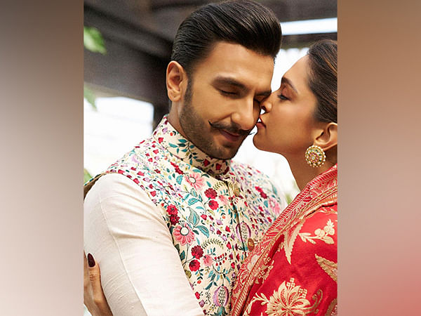 Deepika Padukone-Ranveer Singh extend Diwali greetings with adorable pictures, Check out – ThePrint – ANIFeed