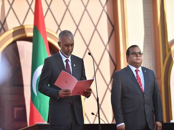 Mohamed Muizzu sworn in as eighth Maldivian President 