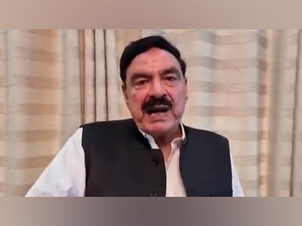 Pakistans Former Interior Minister Sheikh Rasheed Says Hell Contest