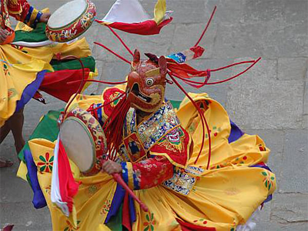 Bhutan: the vibrant dance of Drametse Ngacham