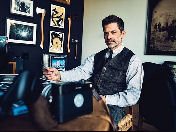 Zack Snyder would love to work with Amber Heard, says, 