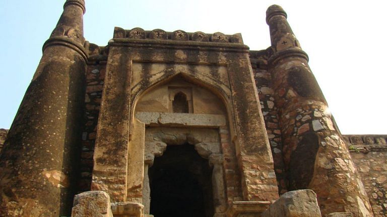 Delhi’s best-kept secret. A walk through 14th century mosque that looks like a fort