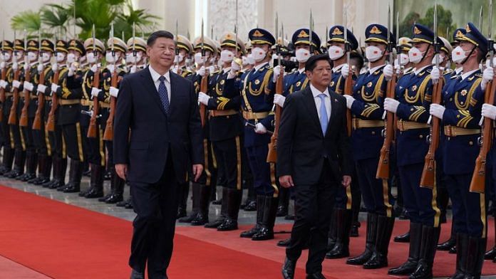 Chinese President Xi Jinping and Philippine President Ferdinand Marcos Jr review the honour guard during a welcome ceremony at the Great Hall of the People in Beijing, China on 4 January, 2023 | REUTERS/File Photo