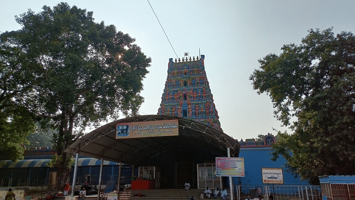 The famous Shiva temple revered by devotees from Telangana, Maharashtra and Chhattisgarh, in Kaleshwaram | Prasad Nichenametla | ThePrint