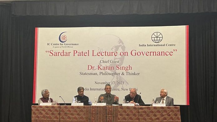 Karan Singh (centre) gives lecture on governance at IIC | Photo: Zenaira Bakhsh