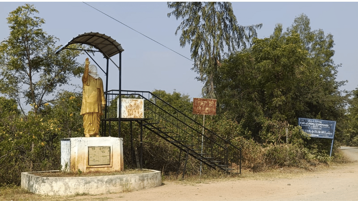 A statue of PV, in Vangara, the face of which is covered because of the election code. The road beside leads to the girls' residential school and junior college which is on a 20-acre land donated by the PV family | Prasad Nichenamelta | ThePrint 
