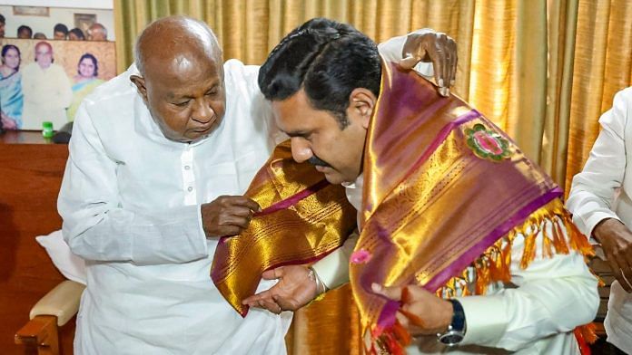 Former PM H. D. Deve Gowda with BJP Karnataka President BY Vijayendra Yediyurappa during a meeting, on 13 Nov 2023 | Image via X/@BJP4Karnataka