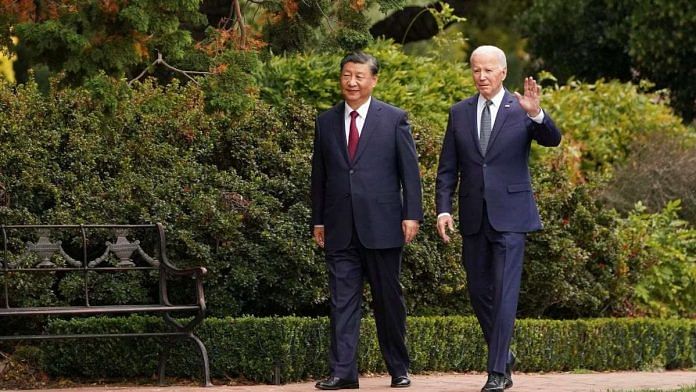 US President Joe Biden (right) and Chinese President Xi Jinping meet on the sidelines of Asia-Pacific Economic Cooperation summit in California Wednesday | Photo: Reuters