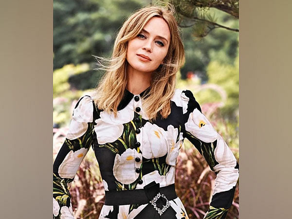 Emily Blunt shares how 'The Office' fans react when they spot her with John Krasinski