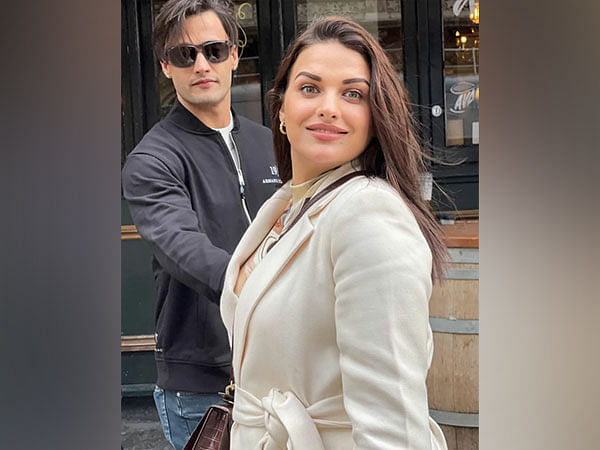 Himanshi Khurana announces break up with Asim Riaz, says 