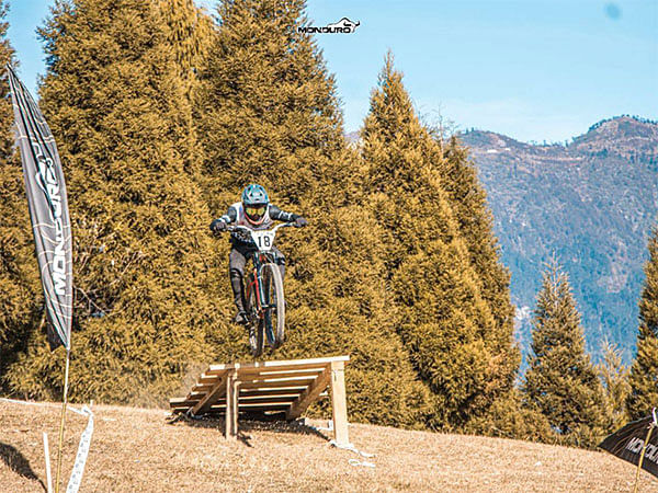 World s Highest Enduro Mountain Biking Race Takes Place in Tawang