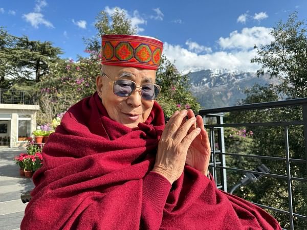 Dalai Lama embarks on Sikkim and West Bengal visit