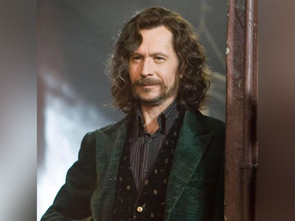 Gary Oldman expresses gratitude for 'Harry Potter', 'Batman' series, says they saved him