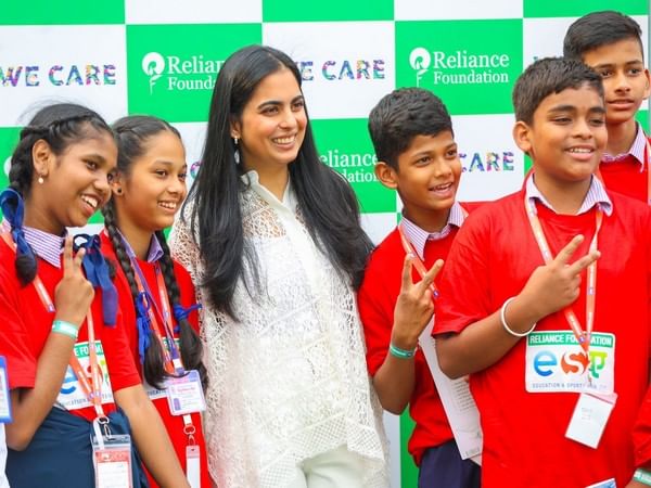 Mumbai: Isha Ambani joins Reliance's 'We Care, We Volunteer' initiative for 16,000 underprivileged children Mumbai: Isha Ambani joins Reliance's 'We Care, We Volunteer' initiative for 16,000 underprivileged children