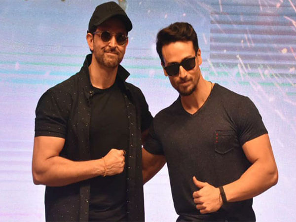 Hrithik Roshan loves Tiger Shroff's performance on 'Fighter' song 'Sher Khul Gaye'