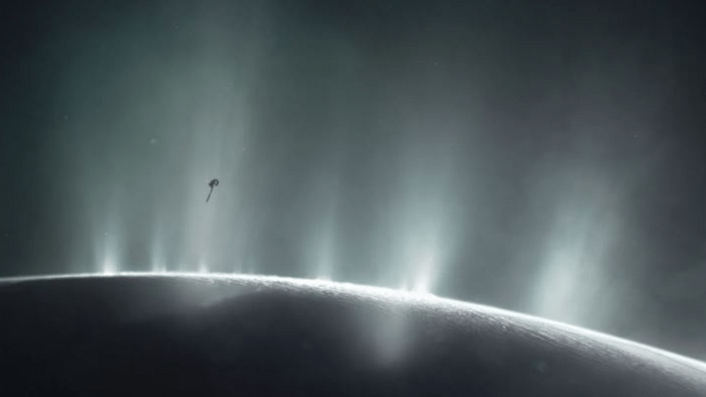 Dramatic plumes spray water ice and vapour from many locations along the famed "tiger stripes" near the south pole of Saturn's moon Enceladus | Photo: science.nasa.gov