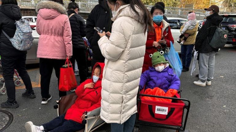 China says no new infectious diseases found during probe amid respiratory illness cases