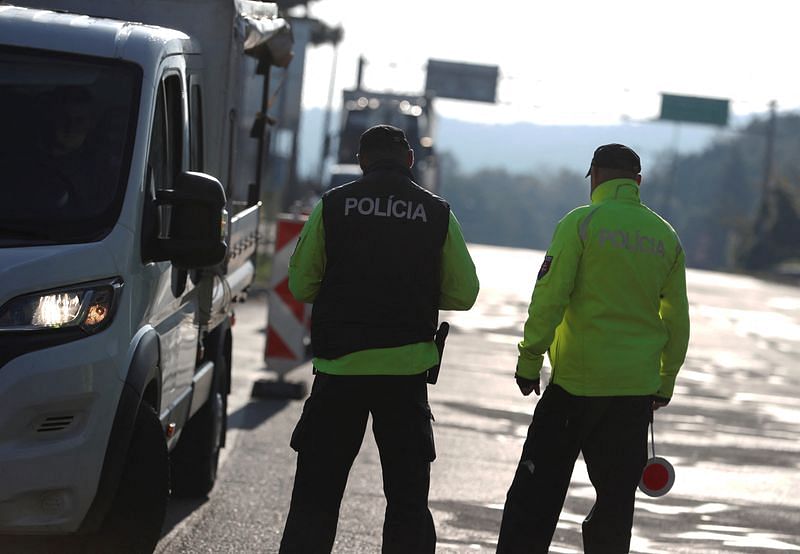 Slovensko predlžuje kontroly na hraniciach s Maďarskom do 22. januára