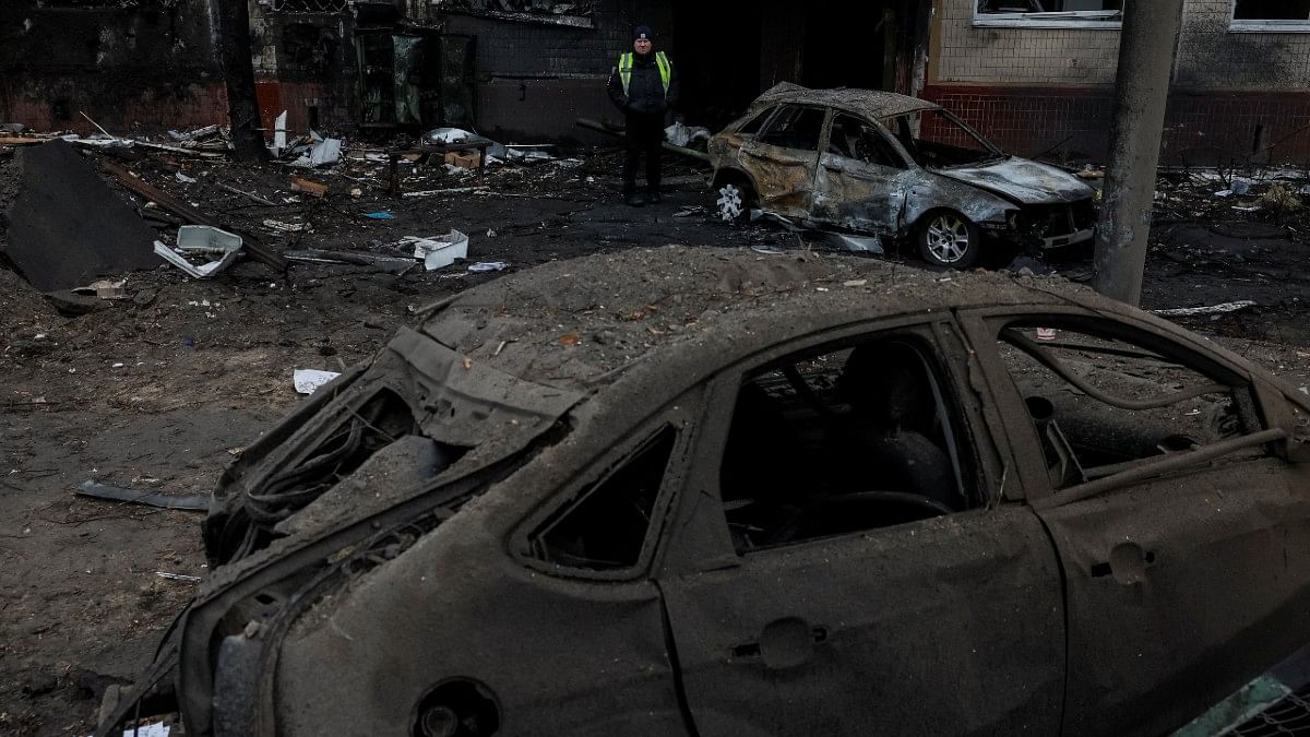 Apartment building in Kyiv damaged during Russian missile strike, Dec 13, 2023 | Gleb Garanich/Reuters