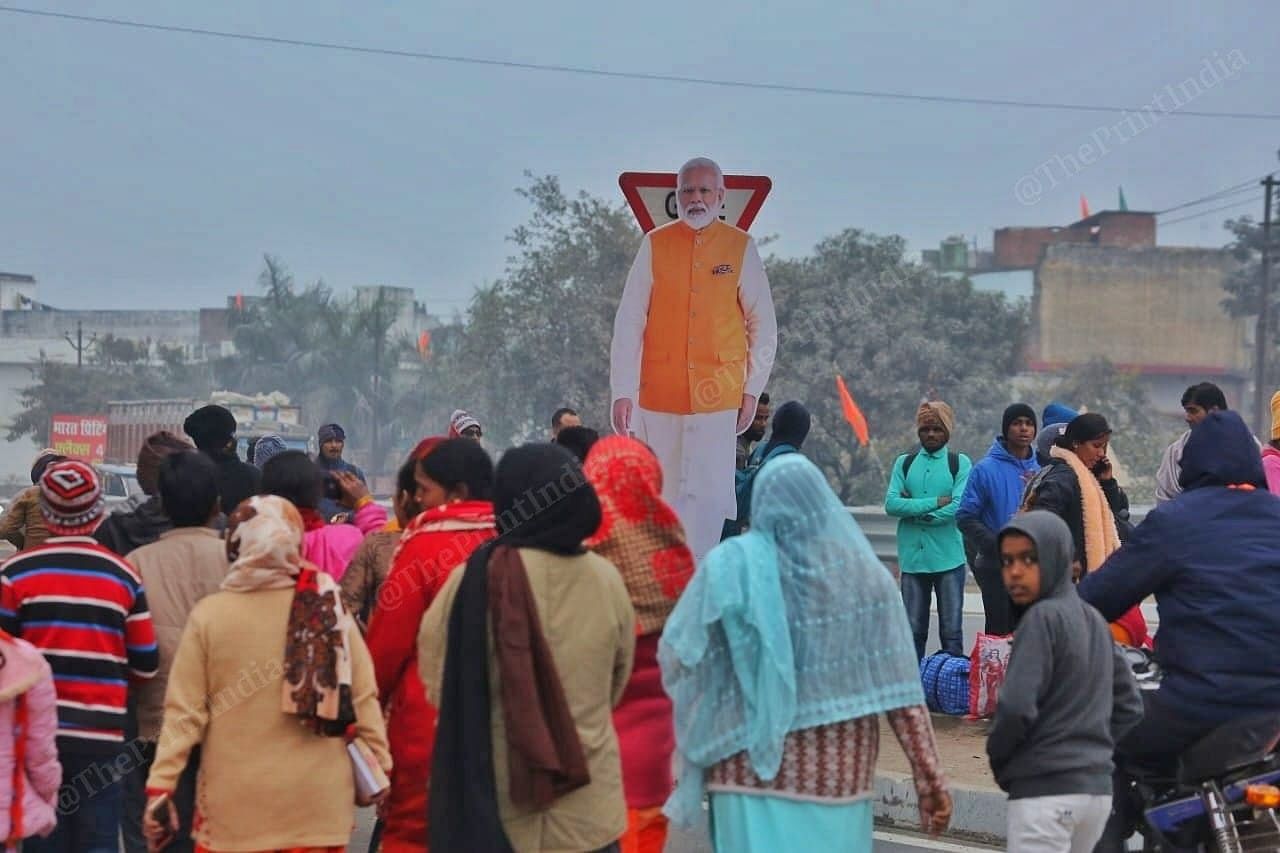 people leaving after the PM road show in ayodhya| Praveen Jain | ThePrint 