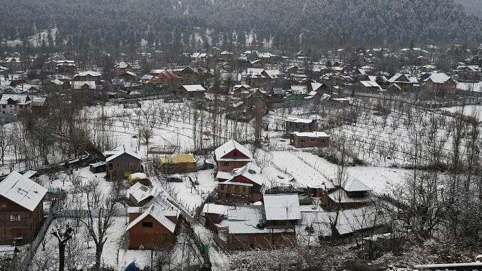 An area is covered in a thick layer of snow after the upper reaches of Jammu and Kashmir receive fresh snowfall, at Gulmarg, in Baramulla | Representational image | ANI