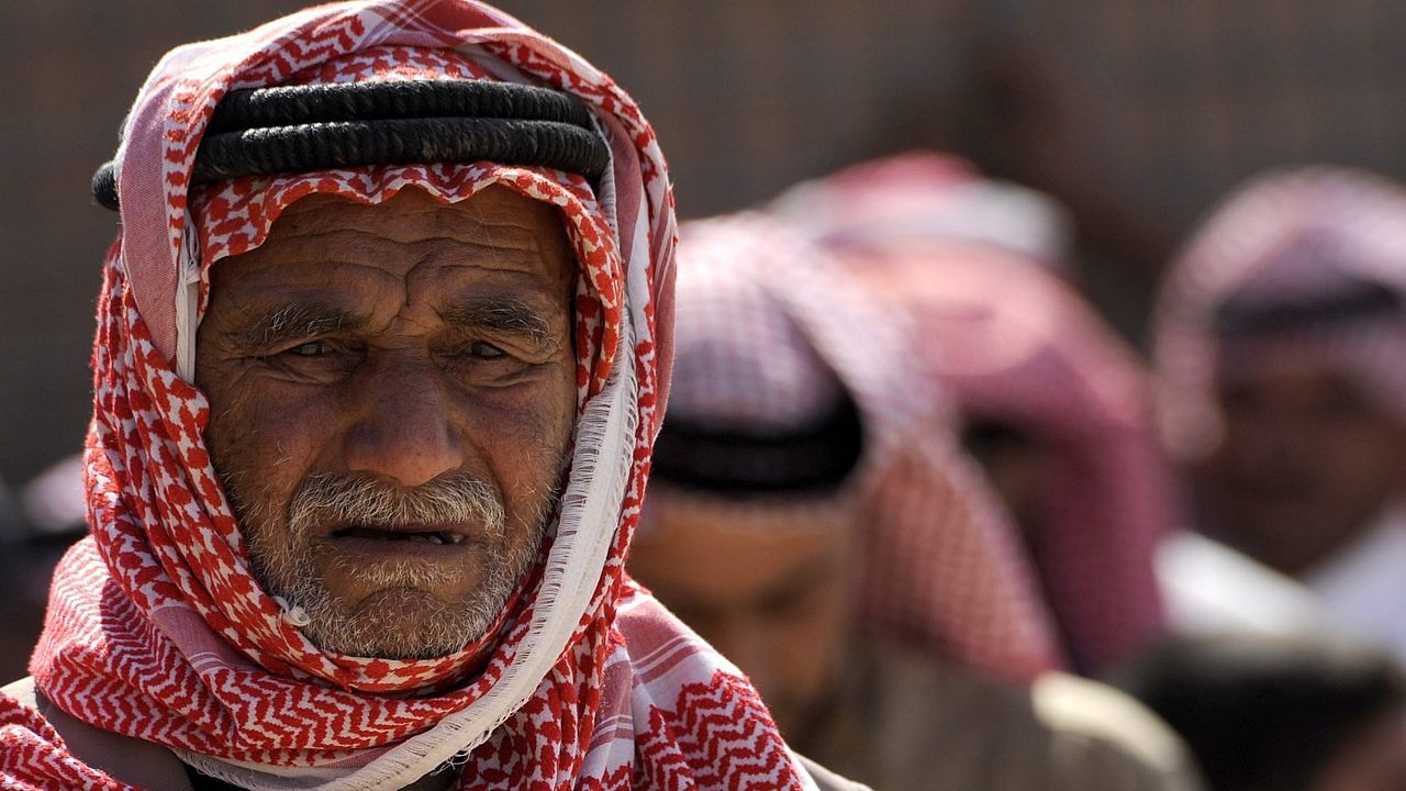 How the keffiyeh became a symbol of Palestinian identity