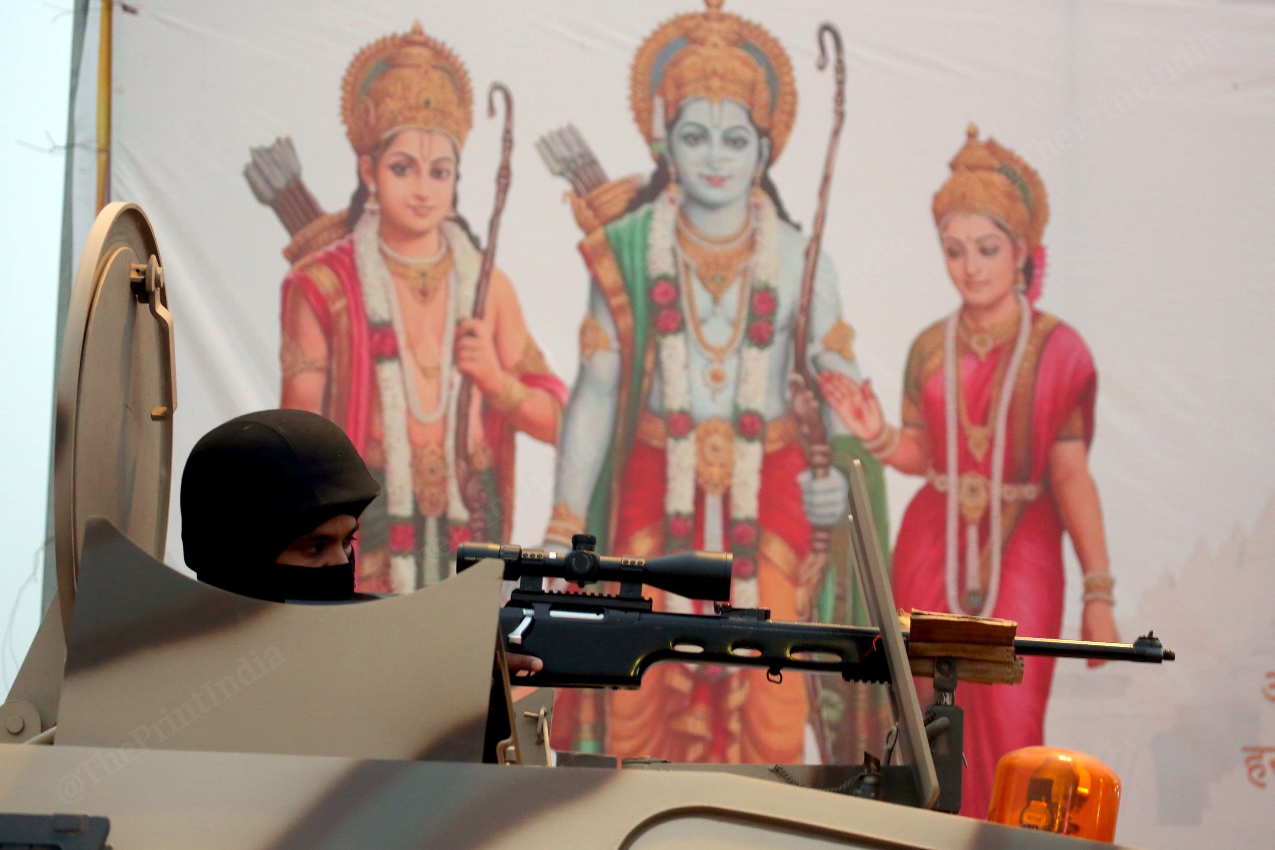 Anti-Terrorist Squad (ATS) personnel monitors crowd | Praveen Jain | ThePrint