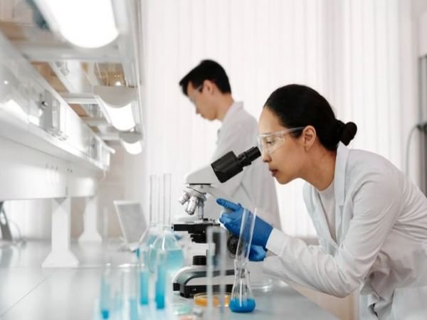 Research reveals blood test can identify genetic diseases in fetuses