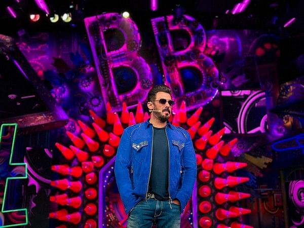 'Bigg Boss 17': Salman Khan slams Samarth Jurel, Isha Malviya for their behaviour, says if they knew 