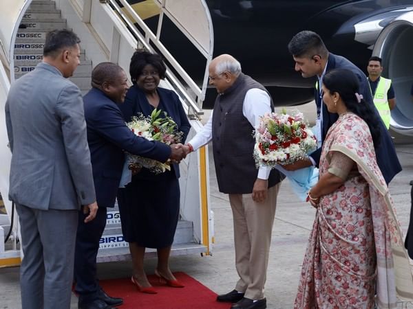 Mozambique President Filipe Nyusi arrives in Ahmedabad to attend Vibrant Gujarat Summit 