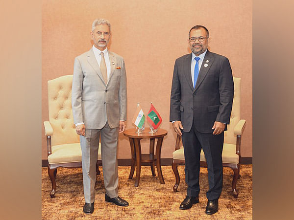 EAM Jaishankar, his maldivian counterpart discuss bilateral relations amid diplomatic row