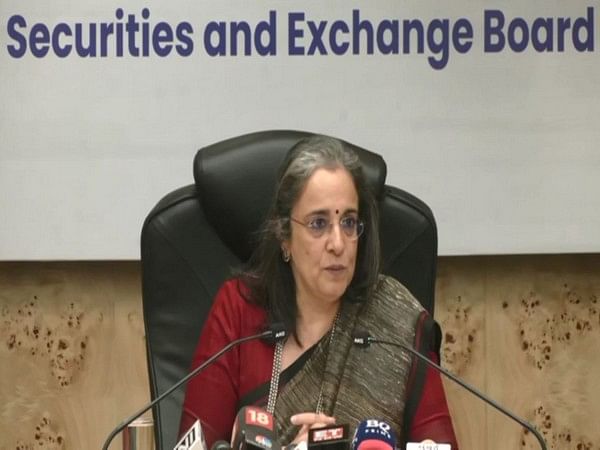 SEBI Chairperson Launches CDSL's Multi-Lingual Initiatives for ease of doing business for investors