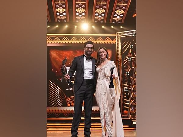 Alia Bhatt gives a glimpse of her 