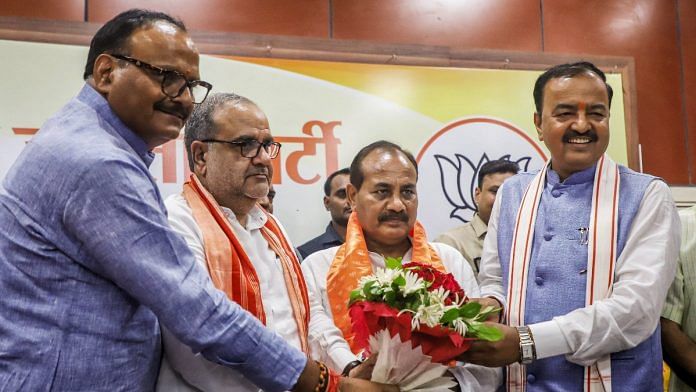 Dara Singh Chauhan joins BJP in the presence of state president Bhupendra Chaudhary & both deputy CM Keshav Prasad Maurya and Brijesh Pathak at party office in Lucknow | ANI file photo