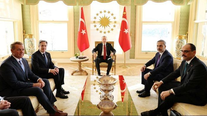 Turkish President Tayyip Erdogan, accompanied by Foreign Minister Hakan Fidan and Ibrahim Kalin, head of Turkey's National Intelligence Agency (MIT), meets with US Secretary of State Antony Blinken in Istanbul, on 6 Jan 2024 | Murat Cetinmuhurdar/Turkish Presidential Press Office/Handout via Reuters