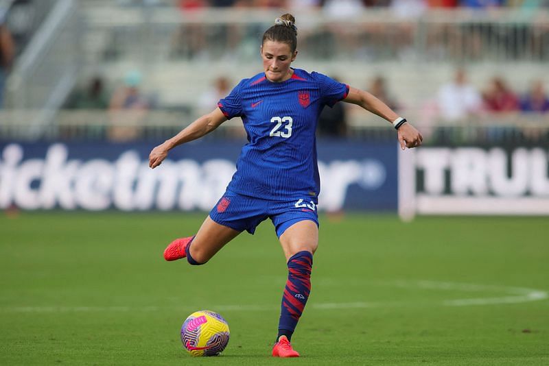 Soccer-Arsenal sign American defender Emily Fox – ThePrint – ReutersFeed